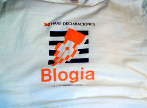20080825003601-20071214005218-shirtblogia.jpg